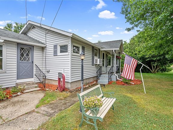 3rd image of 6170 Blackmans Corners Rd