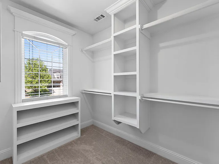 3902 NE Cadbury Ave — Photo 17