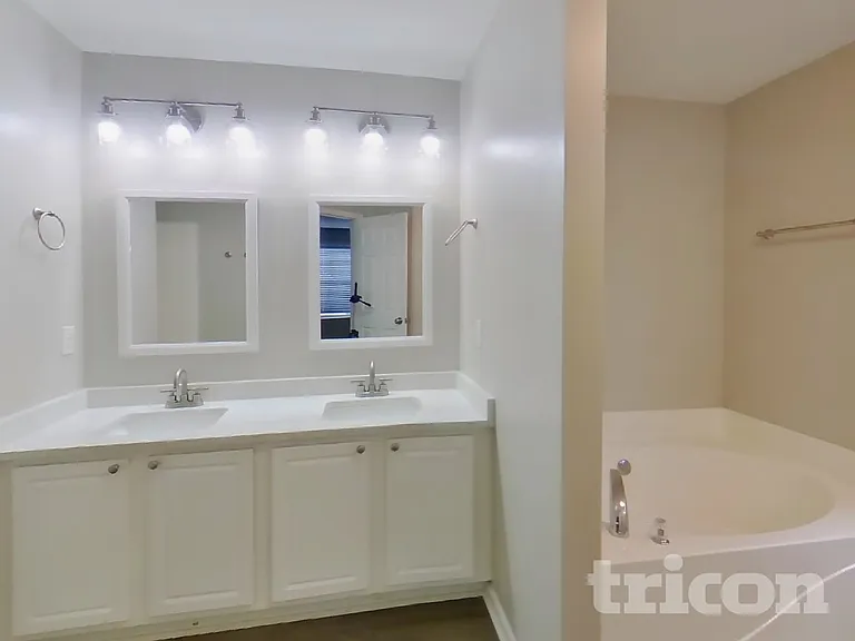 4286 Savannah Dr — Photo 7
