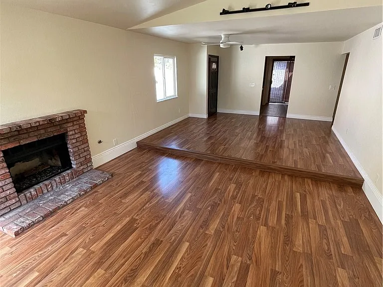 2668 Hacienda Dr — Photo 6