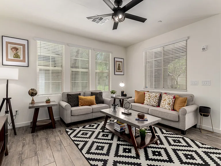 2720 S Decatur Dr #102 — Photo 8