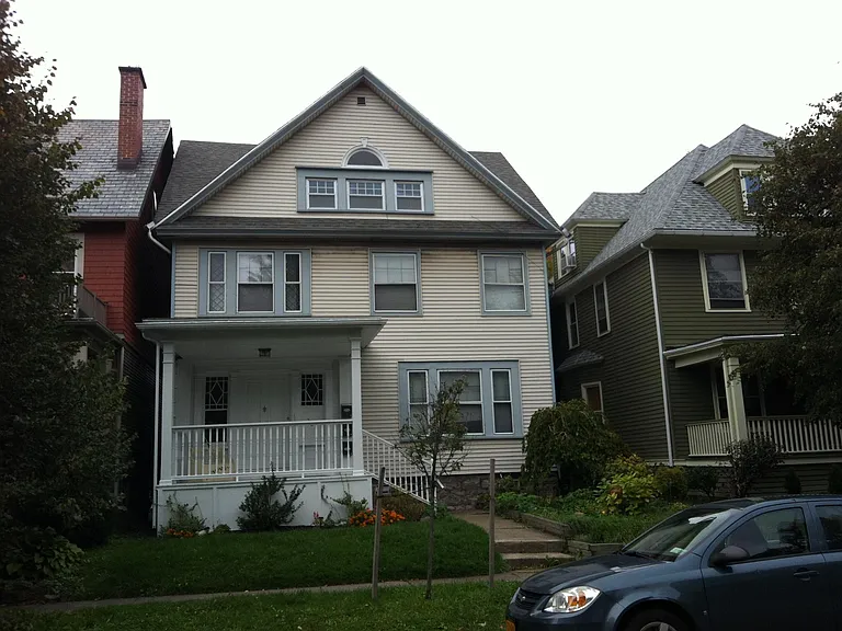 361 W Utica St #2 — Photo 16