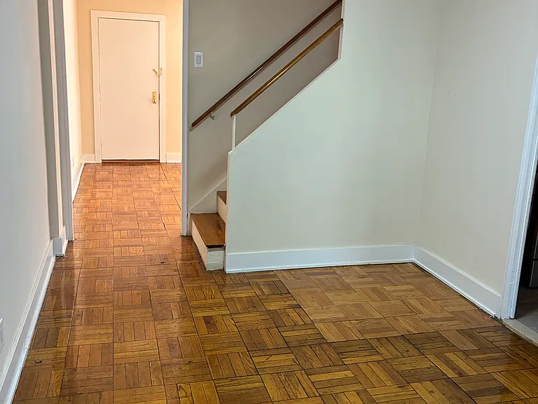 73-07 189th St #2B — Photo 2