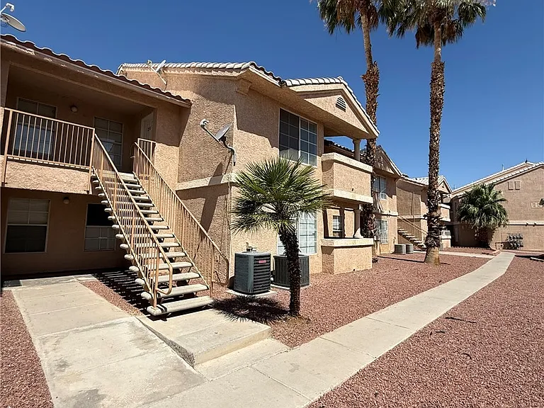 1830 N Pecos Rd #258 — Photo 2