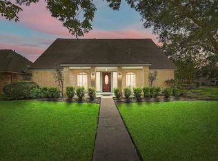 10602 Mills Flat St, Houston, TX 77070