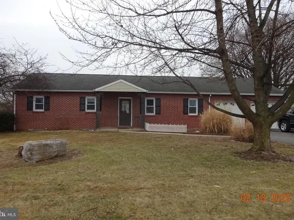 7064 Olde Scotland Rd, Shippensburg, PA 17257
