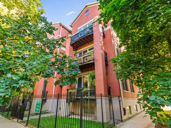 2323 W Montrose Ave #1W, Chicago, IL 60618