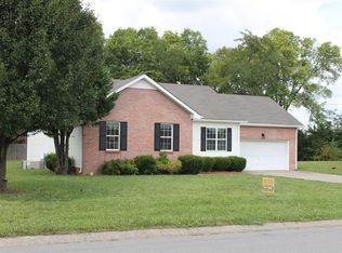 3744 Heather Dr, Clarksville, TN 37042