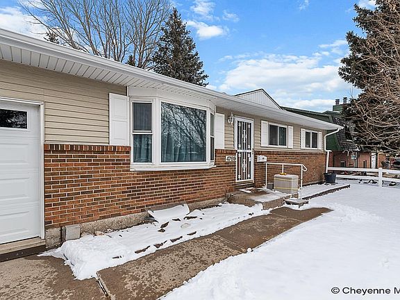 3rd image of 4769 Windmill Rd