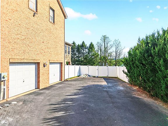2nd image of 111 Janyce Dr