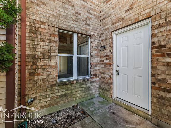 2nd image of 9444 Arboridge Ln
