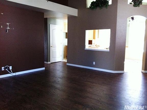 3rd image of 1608 Bolton Ln