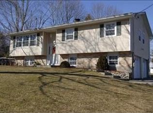 8 Namoth Rd, Wappingers Falls, NY 12590