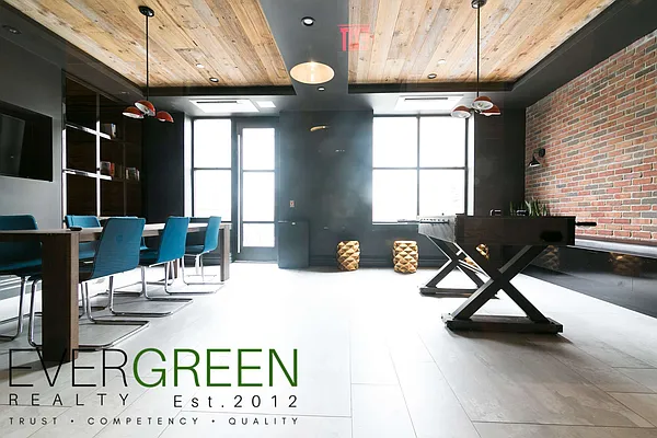 Rented by Evergreen Apartments BK | media 44