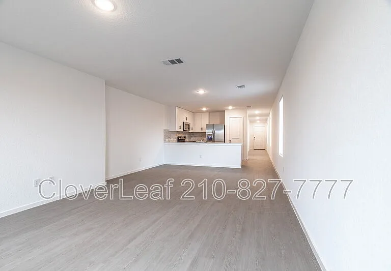 7922 Biggio Ln — Photo 9