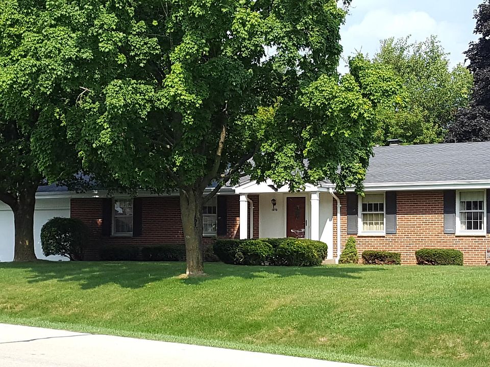 1050 Sunnycrest Drive