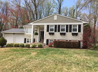 6018 Lamont Ct, Springfield, VA 22152