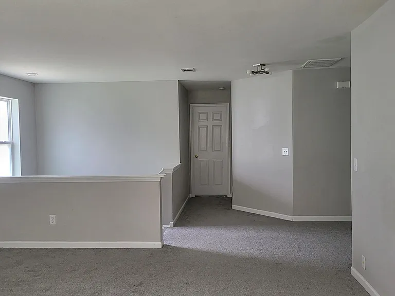 1113 Sparkling Cove Dr — Photo 27