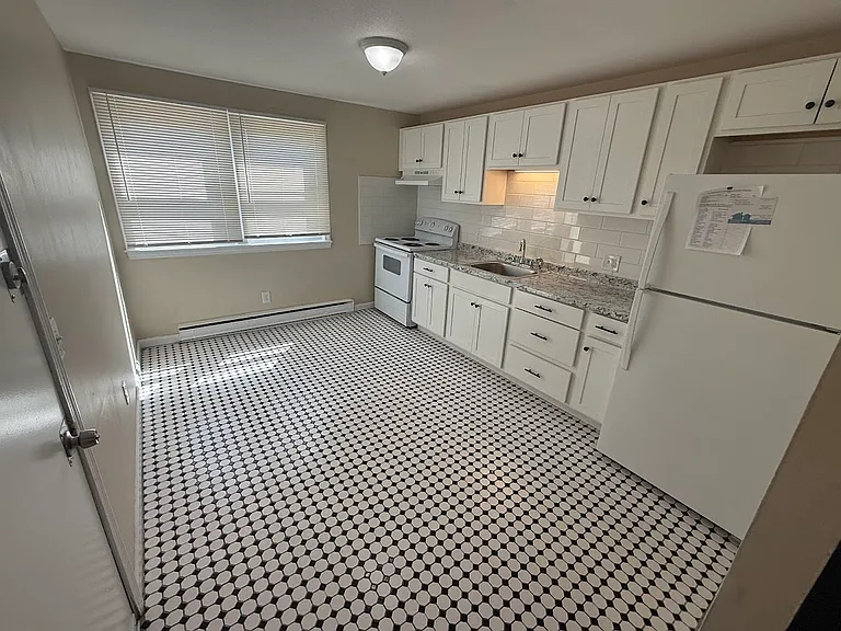10A South Ave #44 — Photo 3