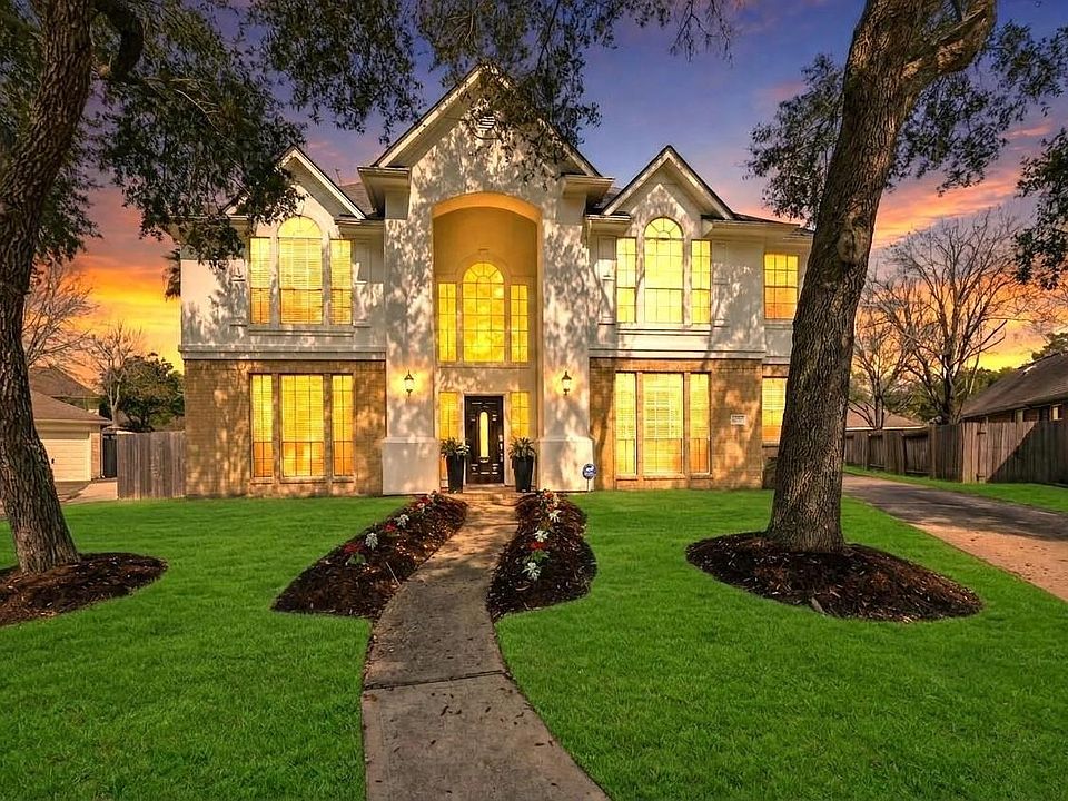 1st image of 14418 Gadshill Cir