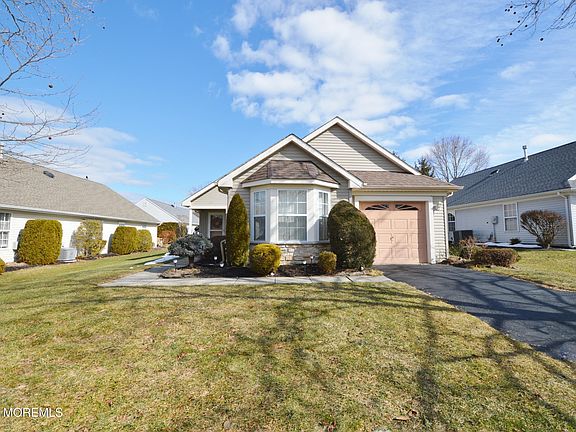 3rd image of 3253 Flagstone Court