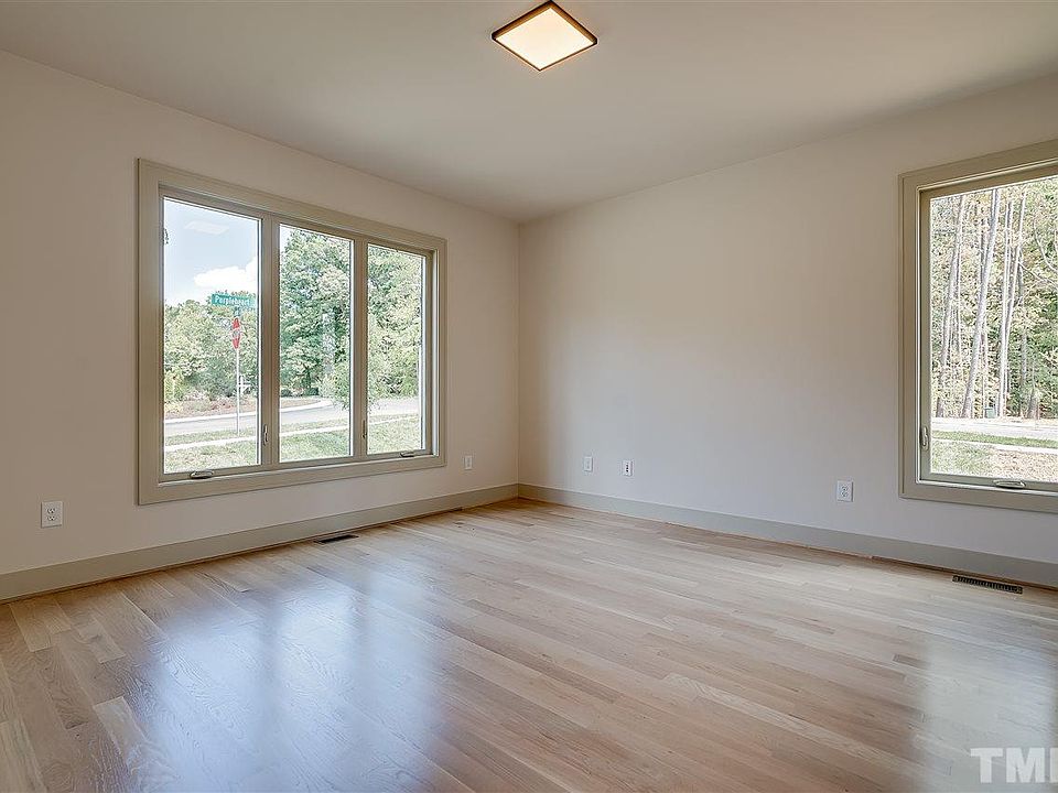 1st image of 3237 Stanford Dr