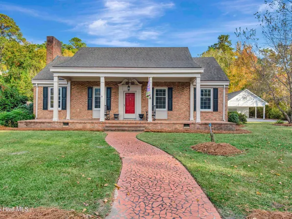 704 Barker Ten Mile Road, Lumberton, NC 28358