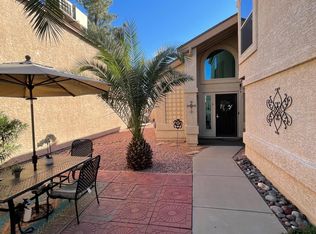 517 E Taro Ln, Phoenix, AZ 85024