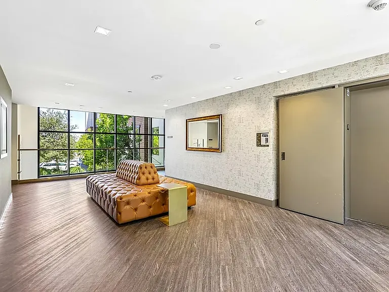 400 El Camino Real #210 — Photo 20