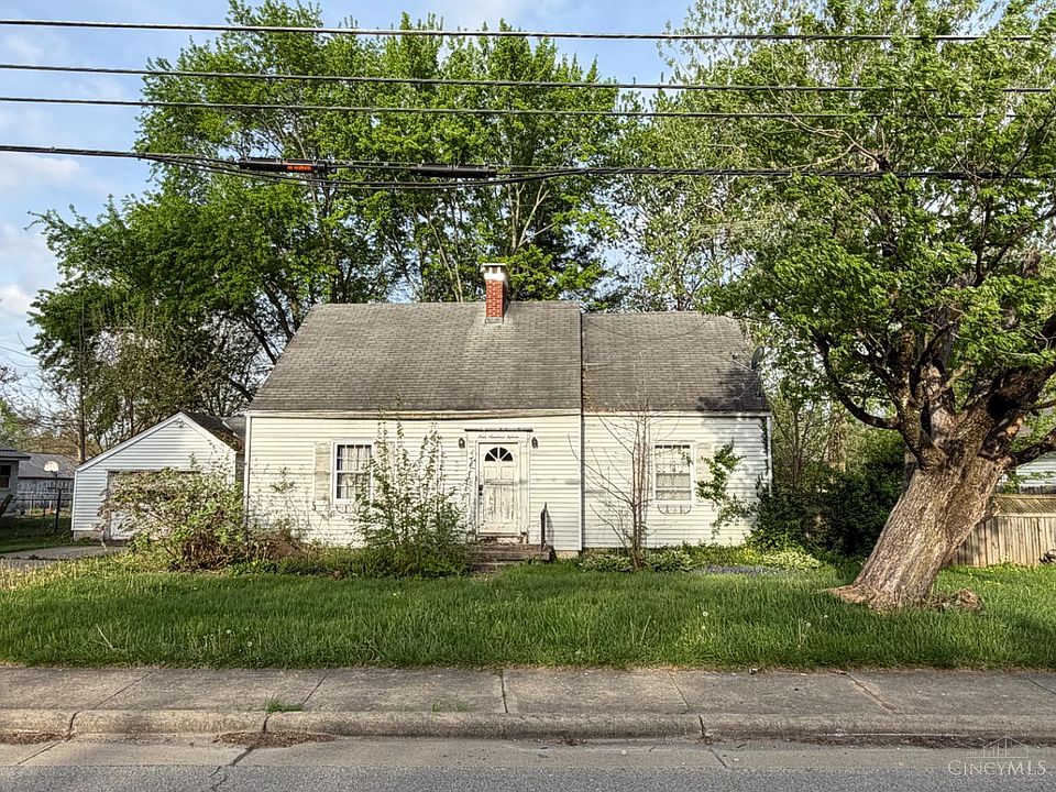 2nd image of 415 Sycamore St S