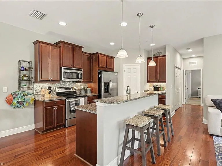 23440 Alamanda Dr #201 — Photo 6