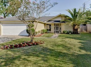1402 Lazy Spring Dr, Missouri City, TX 77489
