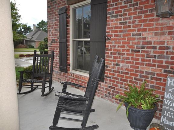 4th image of 5870 Lemongrass Cir E