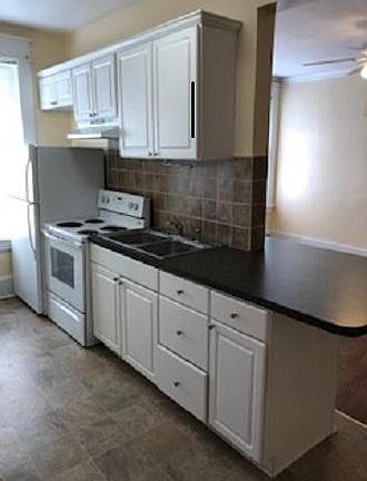 2nd image of 353 Albemarle Ave SW