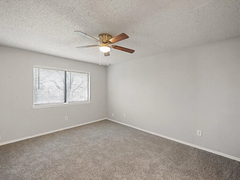 3505 Rush Springs Dr — Photo 21