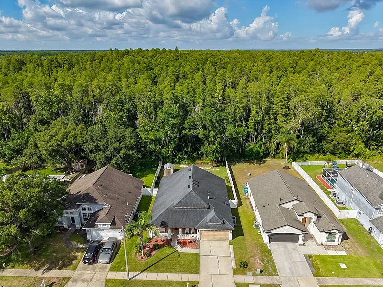 1147 Timber Trace Dr — Photo 35