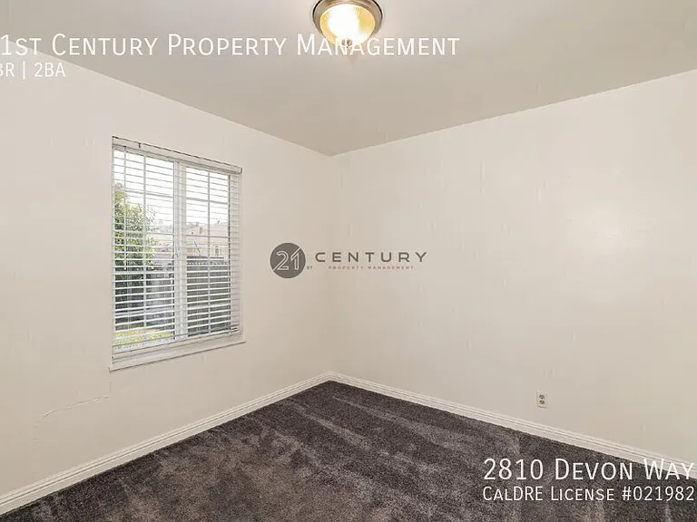 2810 Devon Way — Photo 28