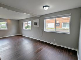 110 Cromwell Pl