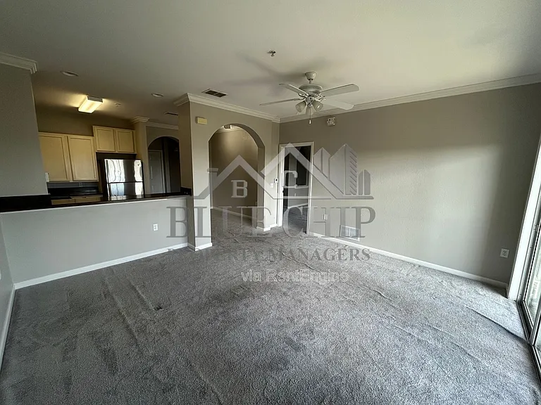 302 Avalon Rd #302 — Photo 7
