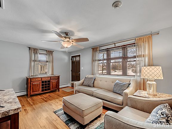 3rd image of 166 Sun Valley Drive