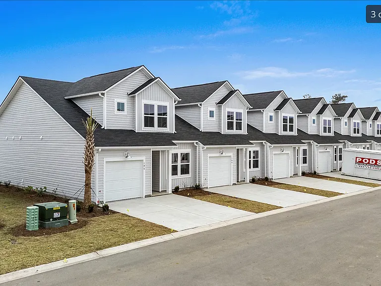 178 Talladega Dr — Photo 1