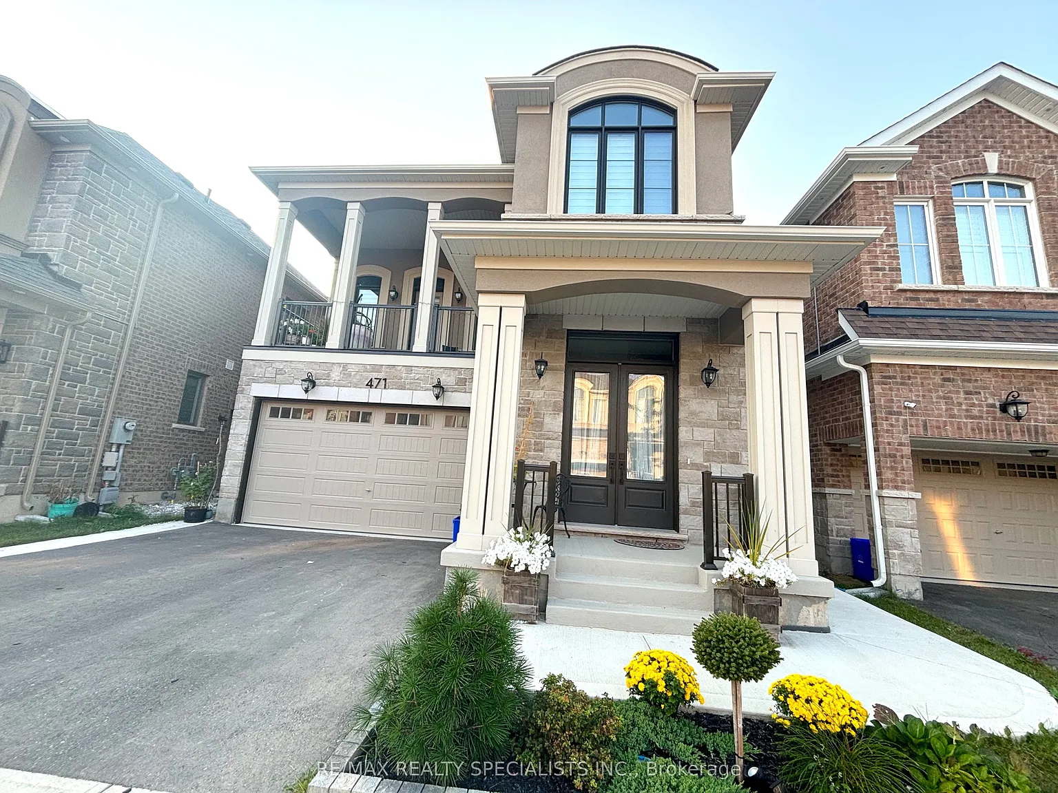 2 bed, $1,800 — Photo 1