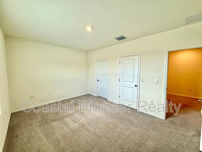 32794 Pez Landing Ln — Photo 16