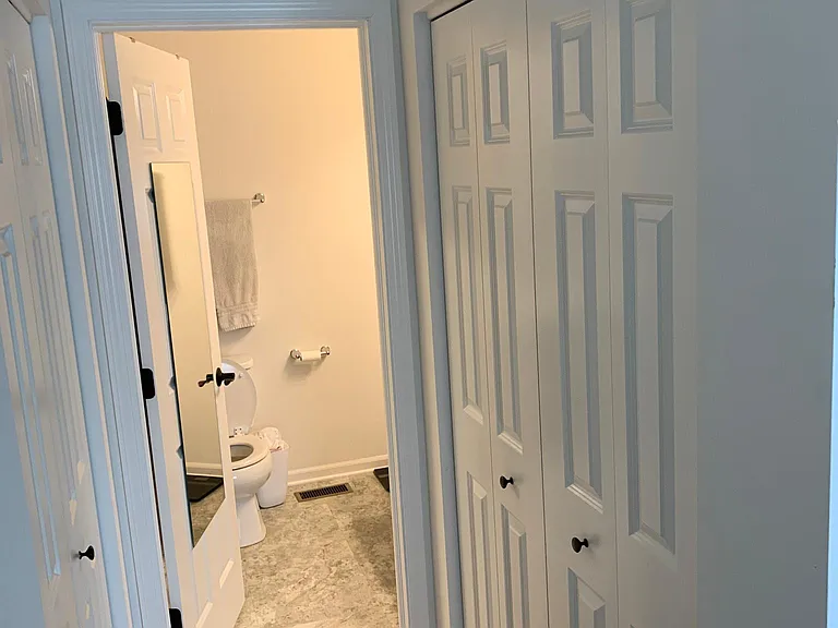 1462 Manning Ave — Photo 21