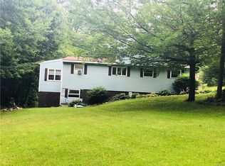 48 Edwards Cir, Oswego, NY 13126