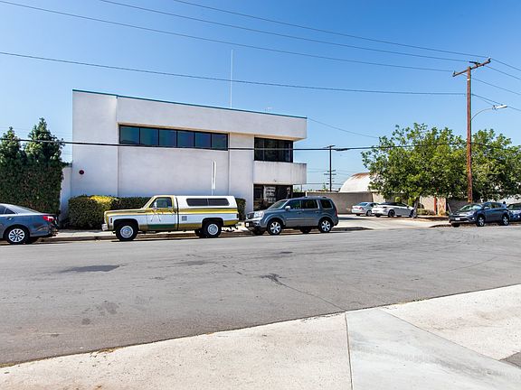 3rd image of 150 E Pomona Ave #A