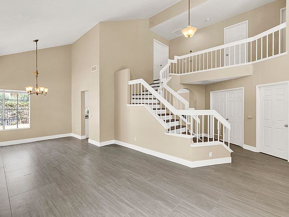 5th image of 1741 Sugar Pine Dr