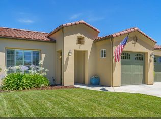 927 Vista Cerro Dr, Paso Robles, CA 93446