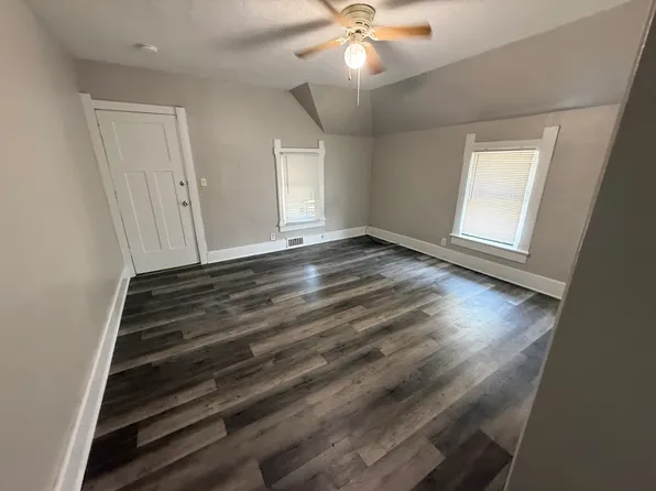 714 S 10th St, Noblesville, IN 46060