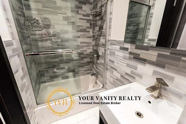 Rented by Your Vanity Realty | media 2